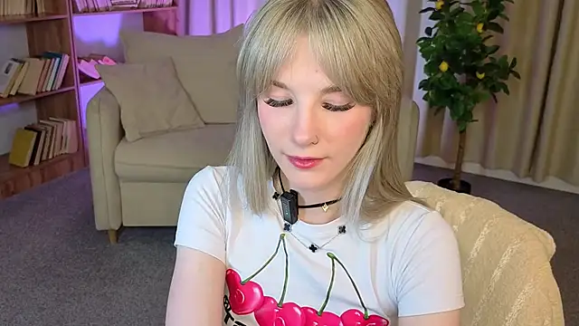 MilliBrownn online show from June 2026 11:38:01 AM