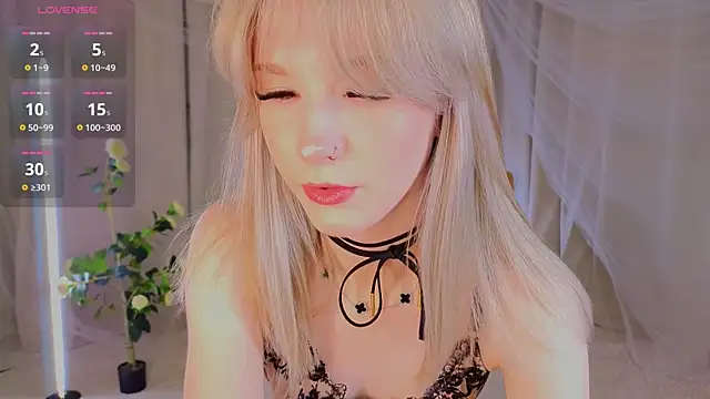 MilliBrownn online show from July 2026 10:10:01 AM