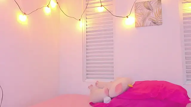 VictoriaaLopez online show from July 2026 06:58:01 PM