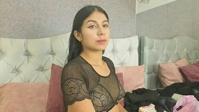 VictoriaaLopez online show from July 2026 01:08:02 PM