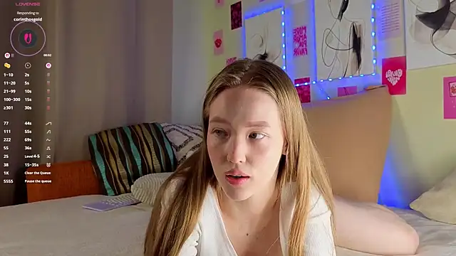 KylaAnselm online show from June 2026 05:19:01 AM