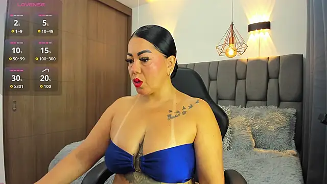 Alanna 19 online show from June 2026 02:55:01 PM