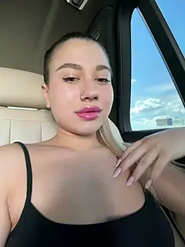 SweetSteffy online show from May 2026 01:48:01 PM