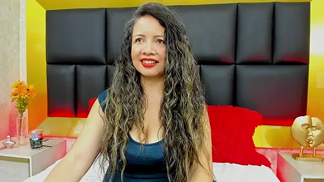 Charlotte monnroe online show from June 2026 03:01:01 PM