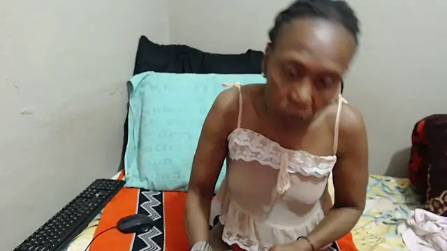 Ebonysweetcougar online show from July 2026 03:18:02 PM