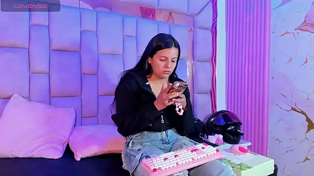 Anal Temptation online show from June 2026 01:05:02 PM