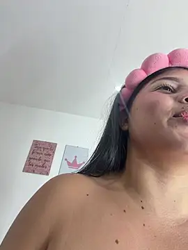 Mulan rousse online show from July 2026 08:37:02 PM