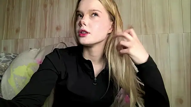 Malinwitch online show from May 2026 03:19:01 PM