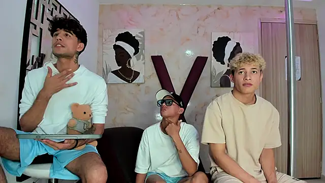 LUCKY BOX2026 online show from April 2026 08:24:01 PM