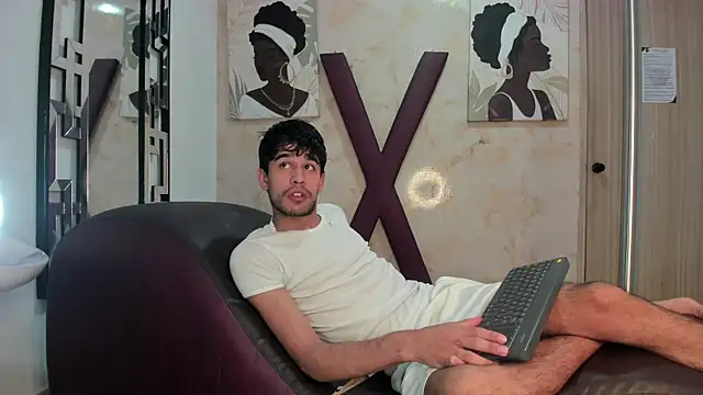 Snapshot of LUCKY_BOX2026 chatting on July 2026 01:44:01 PM LUCKY BOX2026 online show from July 2026 01:44:01 PM