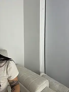 EmilyCxx online show from June 2026 03:48:02 AM