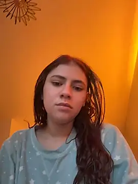 Snapshot of EmilyCxx chatting on August 2026 11:11:02 PM EmilyCxx online show from August 2026 11:11:02 PM