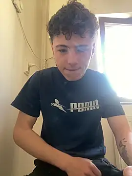 denysio89 online show from May 2026 07:22:02 AM