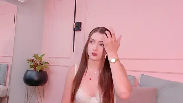 DanielleDNicola online show from July 2026 01:07:02 PM