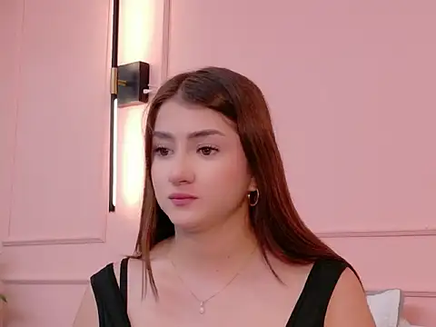 DanielleDNicola online show from May 2026 01:23:01 PM