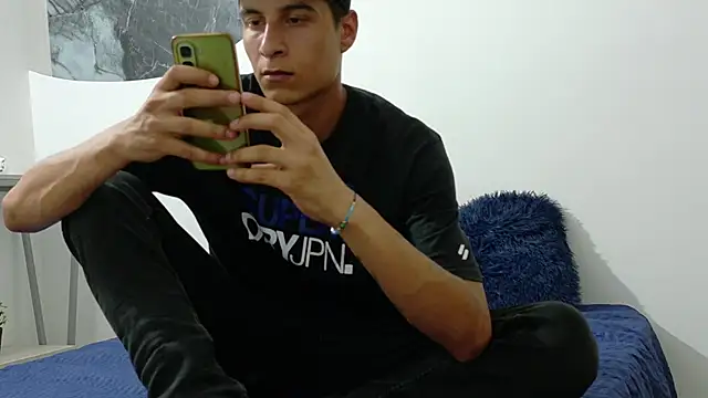 cameronsilverman online show from May 2026 06:55:01 PM