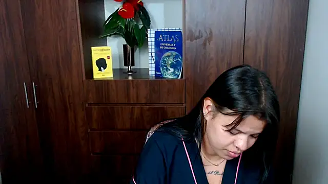 danna emily online show from April 2026 11:42:01 PM