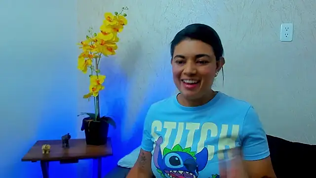 ChloeSmith9 online show from August 2026 11:10:02 PM