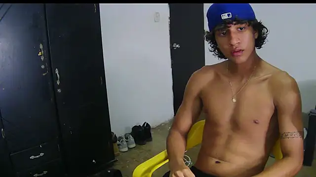 Snapshot of Hansel_take chatting on June 2026 08:41:01 PM Hansel take online show from June 2026 08:41:01 PM