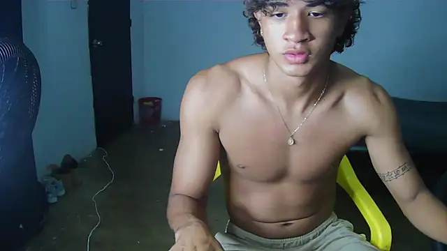 Snapshot of Hansel_take chatting on May 2026 09:14:02 PM Hansel take online show from May 2026 09:14:02 PM