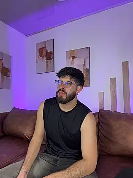 DomBoy  online show from June 2026 07:55:01 PM