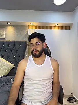 DomBoy  online show from May 2026 01:56:01 AM