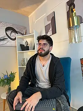 DomBoy  online show from June 2026 08:06:01 PM