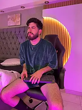 DomBoy  online show from May 2026 01:57:16 AM