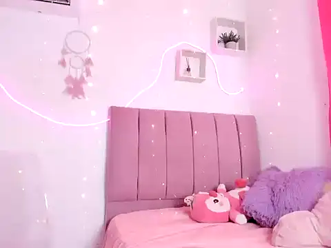 Lilyliv online show from June 2026 09:12:01 PM