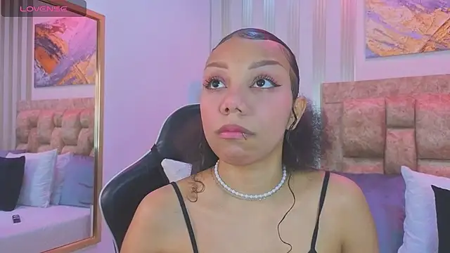 Snapshot of lilith_pink__ chatting on May 2026 04:54:01 AM lilith pink online show from May 2026 04:54:01 AM