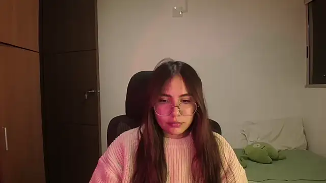 abbyyandmaxx online show from May 2026 02:33:01 AM