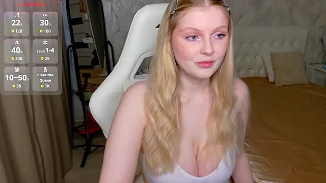 L1zaShy online show from May 2026 01:15:01 PM