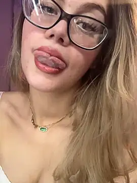 pinkstarburstt online show from May 2026 01:37:07 AM