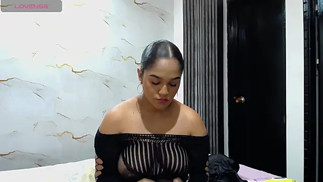 Liaa cams online show from June 2026 03:01:02 AM