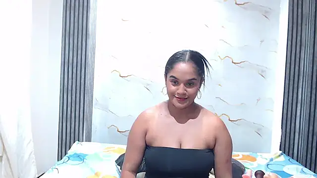 Snapshot of Liaa_cams chatting on May 2026 02:39:01 AM Liaa cams online show from May 2026 02:39:01 AM