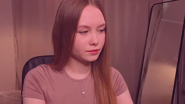 FloraLarsson online show from May 2026 04:09:02 AM