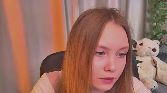 FloraLarsson online show from June 2026 10:20:01 AM