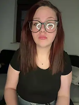 CuteBeaX online show from June 2026 07:11:01 PM