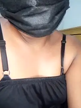 Kristeena- online show from May 2026 10:01:01 AM