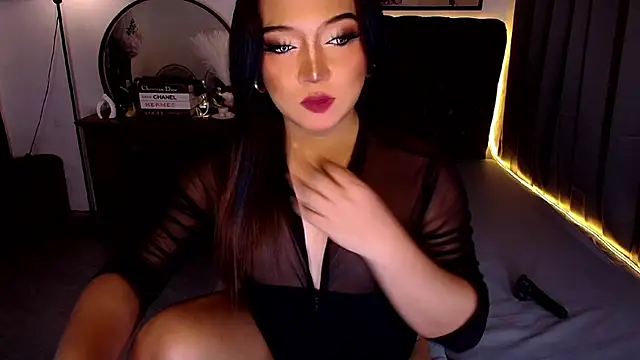 Snapshot of Sensual_Ekang chatting on May 2026 06:15:02 PM Sensual Ekang online show from May 2026 06:15:02 PM