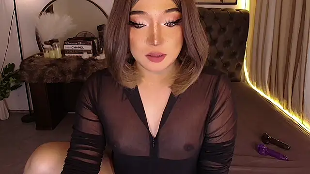 Snapshot of Sensual_Ekang chatting on May 2026 06:15:01 PM Sensual Ekang online show from May 2026 06:15:01 PM