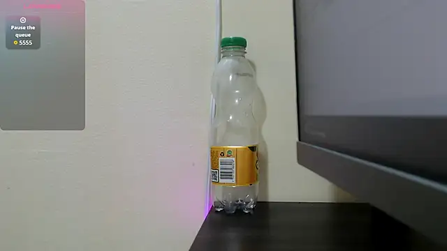 LUCYXS1 online show from June 2026 11:52:02 AM