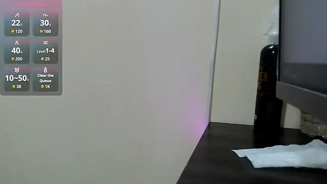 LUCYXS1 online show from June 2026 12:15:02 PM