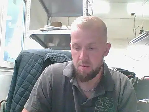 Snapshot of bardiauto chatting on July 2026 04:25:02 AM bardiauto online show from July 2026 04:25:02 AM