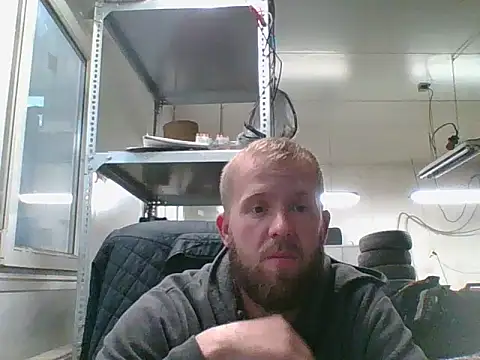 Snapshot of bardiauto chatting on May 2026 04:42:02 AM bardiauto online show from May 2026 04:42:02 AM