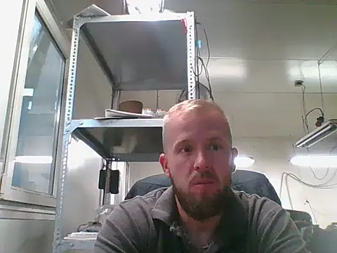 Snapshot of bardiauto chatting on July 2026 04:23:02 AM bardiauto online show from July 2026 04:23:02 AM