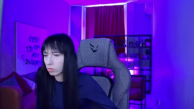 SeraphineSparda online show from June 2026 11:49:01 AM