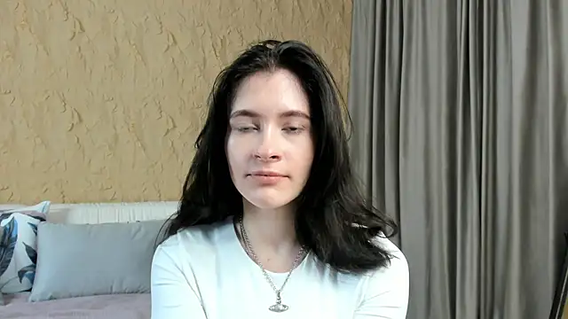 IolaBerkshire online show from May 2026 06:33:02 PM