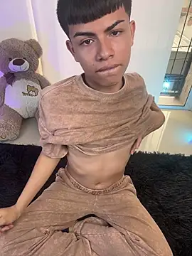 Snapshot of Asher_Young chatting on May 2026 08:23:01 PM Asher Young online show from May 2026 08:23:01 PM