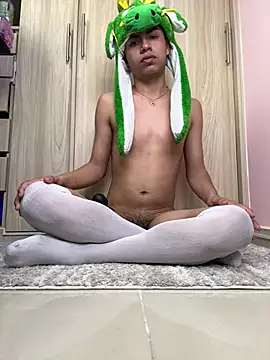 Snapshot of Asher_Young chatting on May 2026 01:36:01 AM Asher Young online show from May 2026 01:36:01 AM